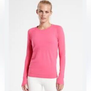 Athleta Vibrant Pink Long Sleeve Momentum Top- Sz Medium 
Active/ Gym